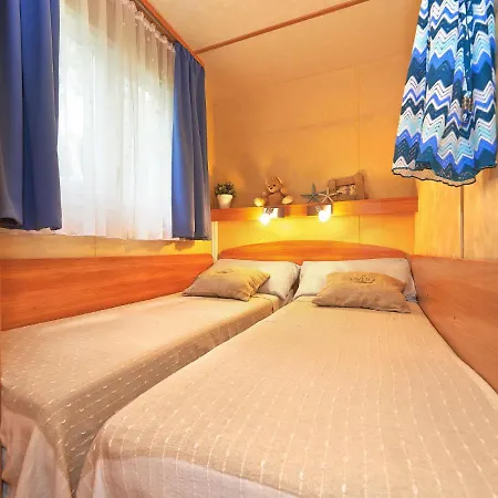 Holiday home Maxi Caravan Deluxe By Interhome Baia Domizia
